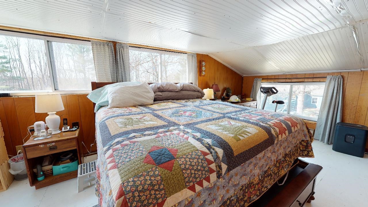 3051 East Siebert Road Midland, MI 48642 - Photo 19 of 24 1899721-18.JPG