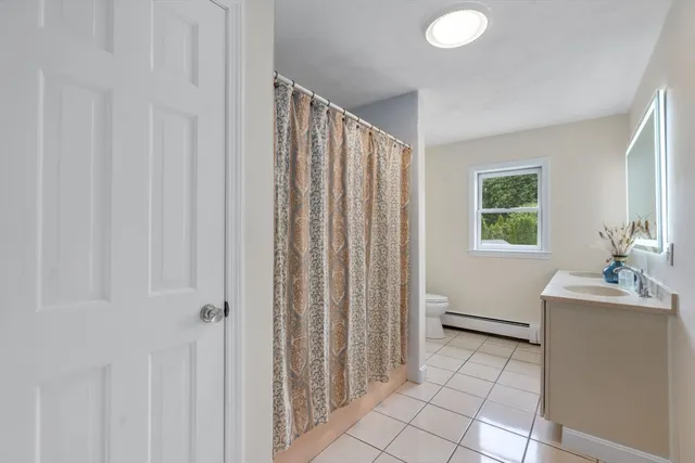 $1,300,000 | 6 Gavin Circle, Stoneham, MA 02180