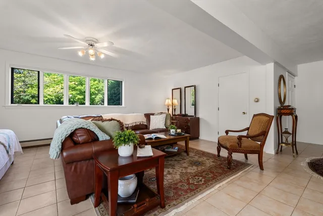 $1,300,000 | 6 Gavin Circle, Stoneham, MA 02180