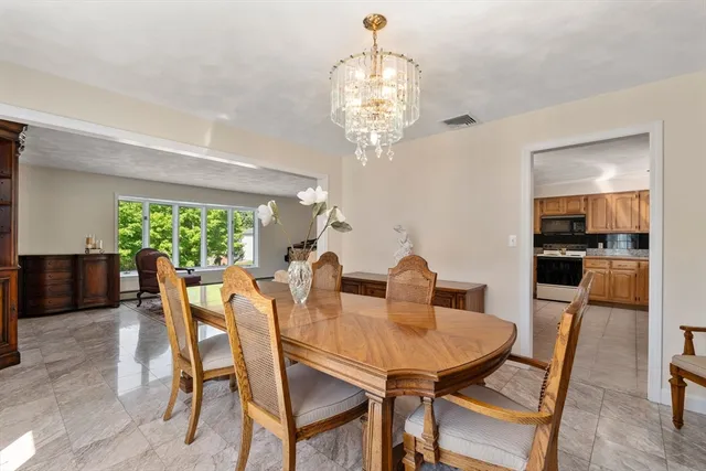 $1,300,000 | 6 Gavin Circle, Stoneham, MA 02180