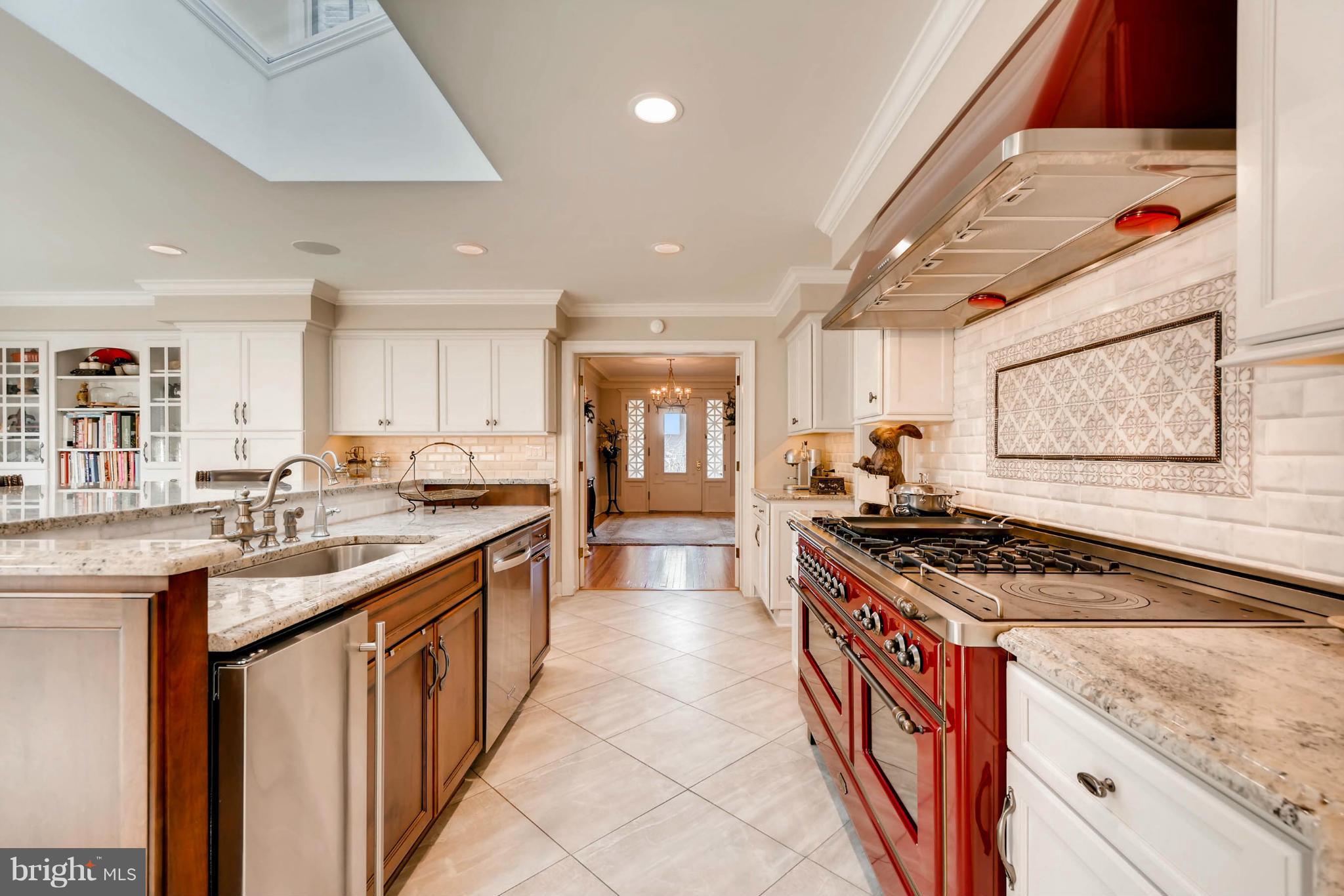 12 Club Road Baltimore, MD 21210 - Photo 12 of 30 Kitchen