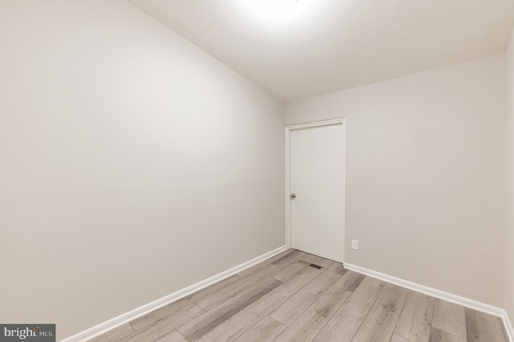607 Kerwin Road Silver Spring, MD 20901 - Photo 13 of 33