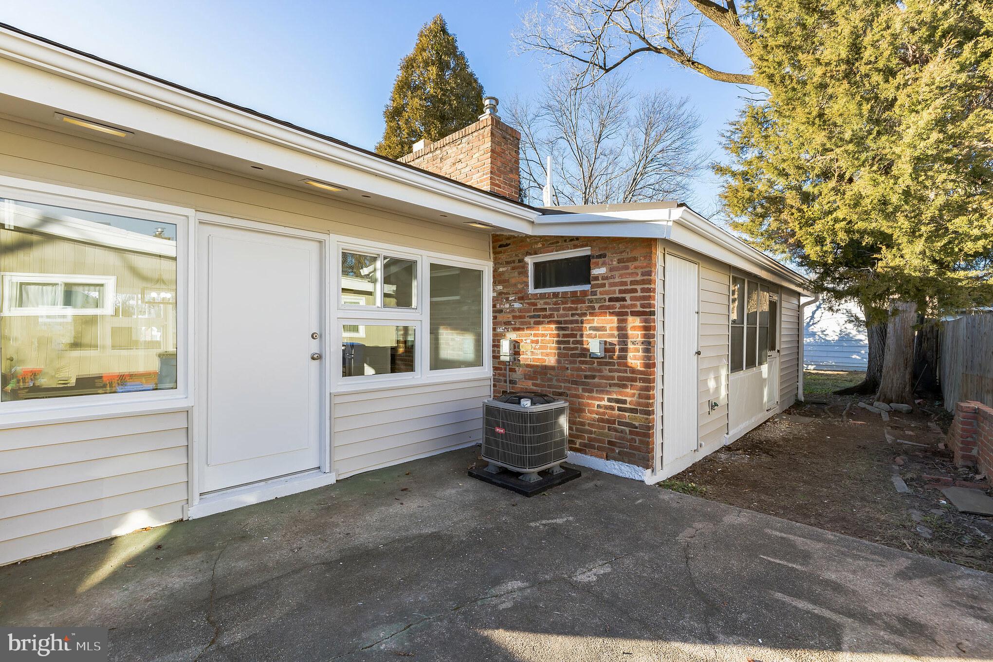 607 Kerwin Road Silver Spring, MD 20901 - Photo 26 of 33