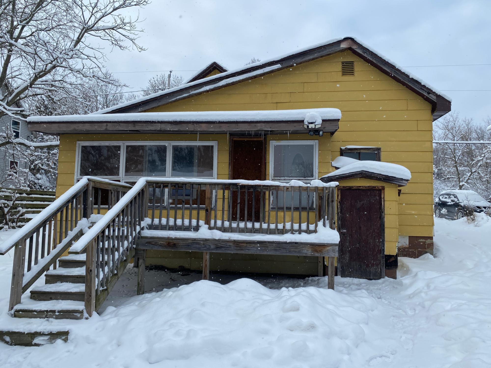 946 Eagle Street Rhinelander, WI 54501 - Photo 1 of 16 Gallery Image 1