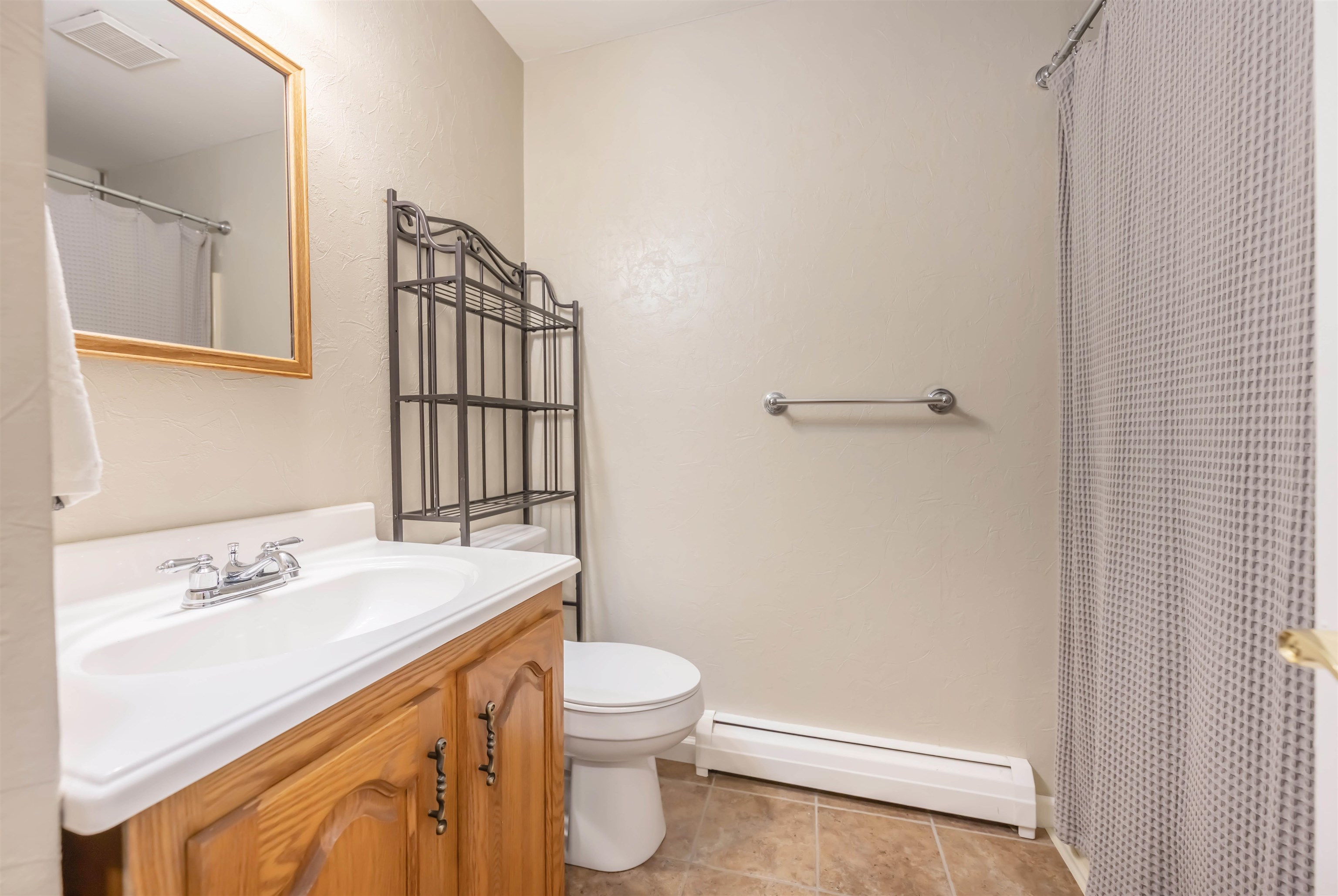 86 Shelburne Road, Unit 86 Merrimack, NH 03054 - Photo 12 of 19