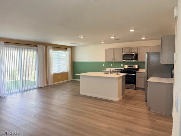 $2,650 | 2626 Blue Dawn Falls Avenue, North Las Vegas, NV 89081
