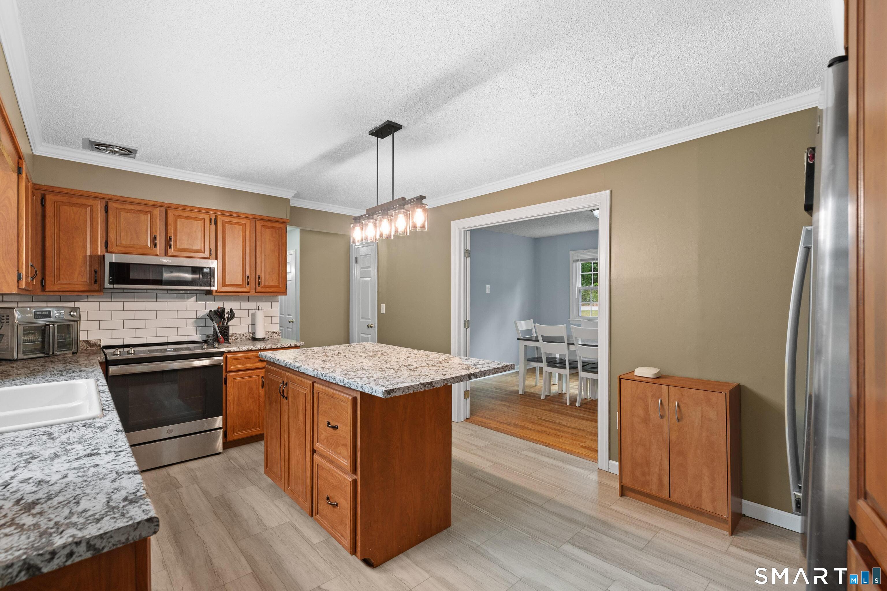 53 Colleen Street Killingly, CT 06239 - Photo 11 of 39
