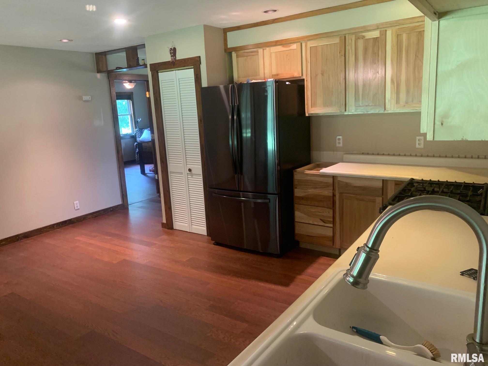 27425 Quarton Road Palmyra, IL 62674 - Photo 7 of 39