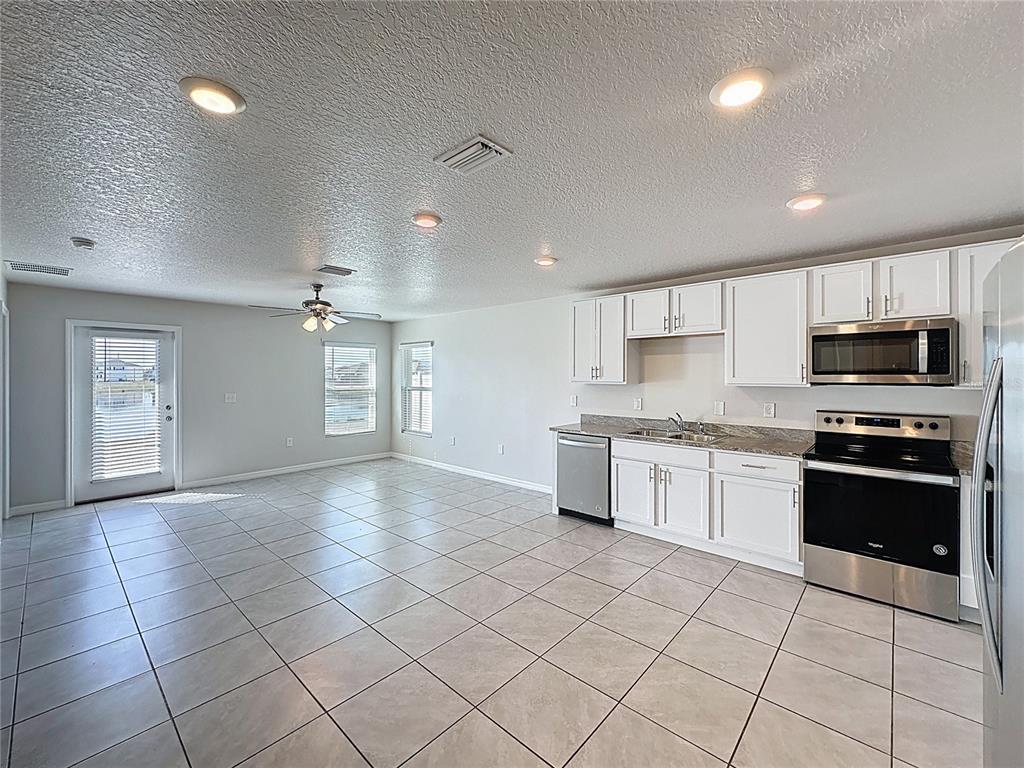 12167 High Rock Way Parrish, FL 34219 - Photo 7 of 27