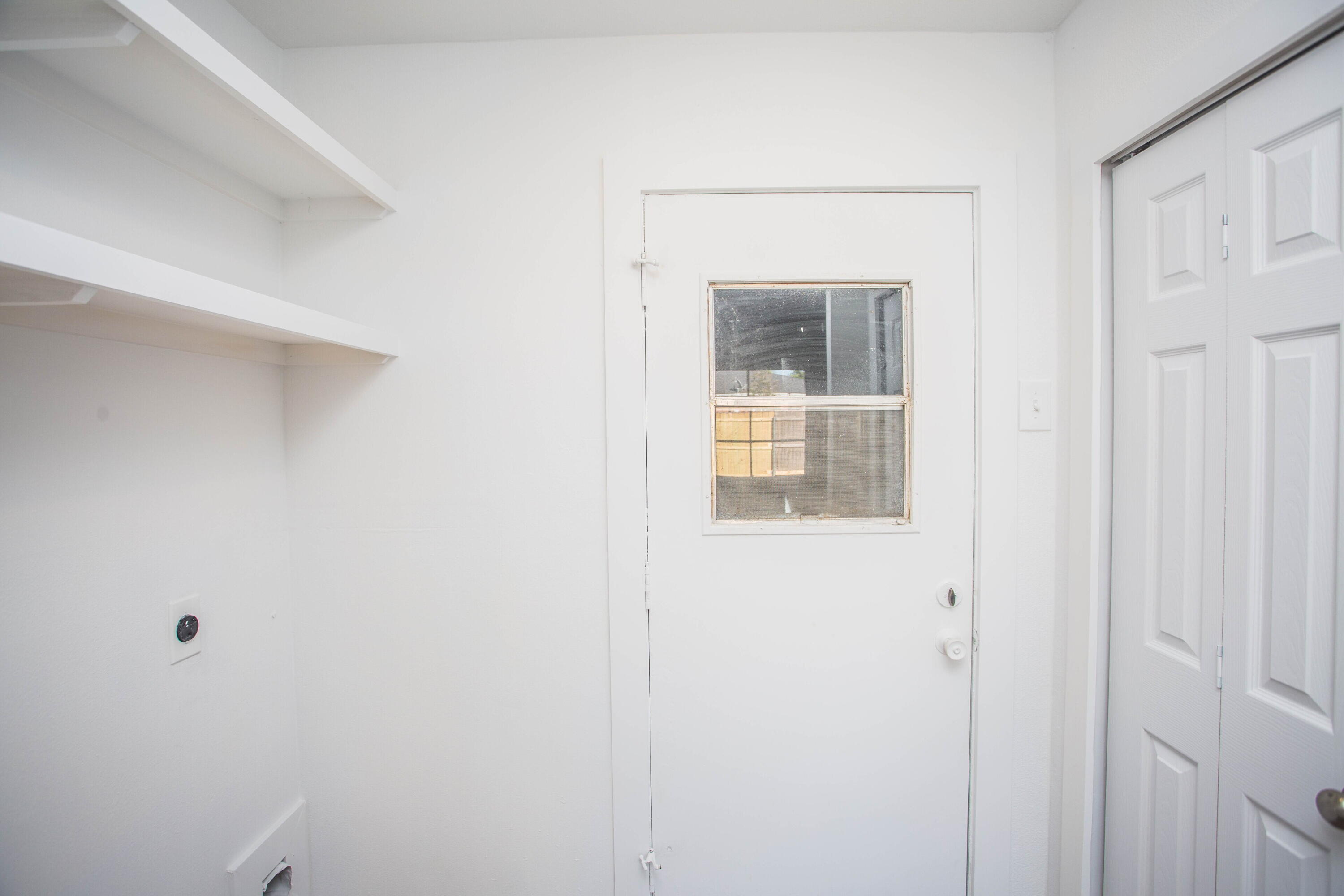 6004 Vernon Avenue Lubbock, TX 79412 - Photo 13 of 34 a view of front door