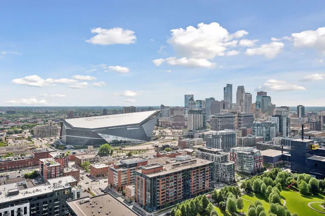 $2,595,000 | 1111 West River Parkway, Unit 31B, Minneapolis, MN 55415
