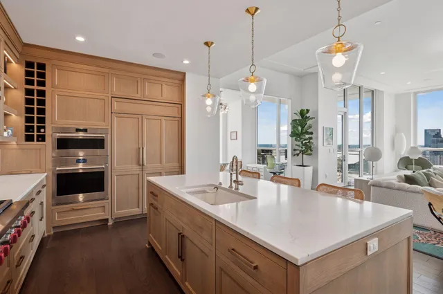 $2,595,000 | 1111 West River Parkway, Unit 31B, Minneapolis, MN 55415