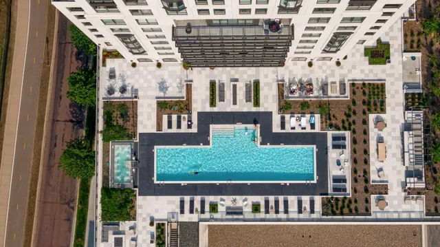 $2,595,000 | 1111 West River Parkway, Unit 31B, Minneapolis, MN 55415