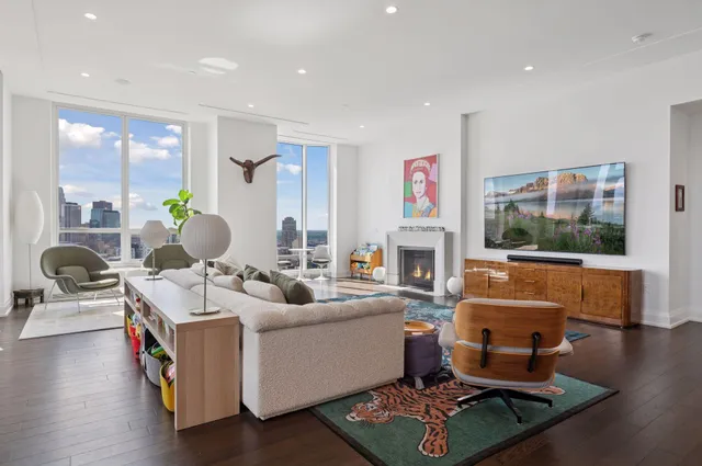 $2,595,000 | 1111 West River Parkway, Unit 31B, Minneapolis, MN 55415
