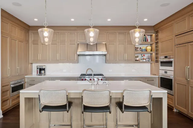 $2,595,000 | 1111 West River Parkway, Unit 31B, Minneapolis, MN 55415