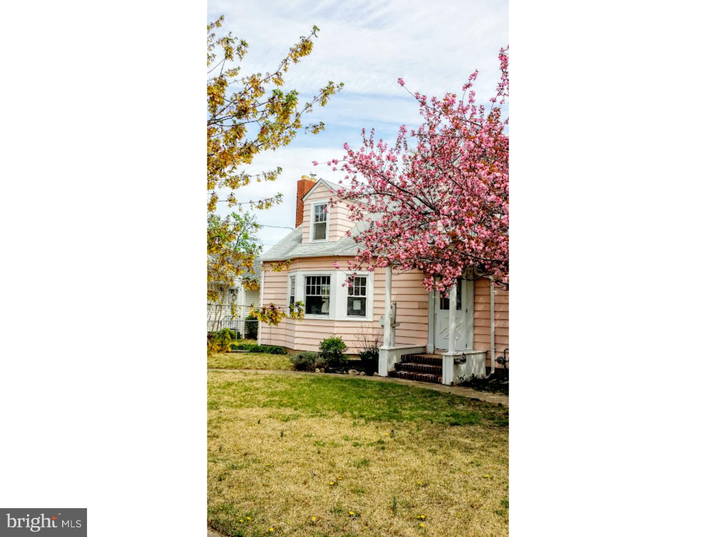 513 Cleveland Avenue Riverside, NJ 08075 - Photo 1 of 13