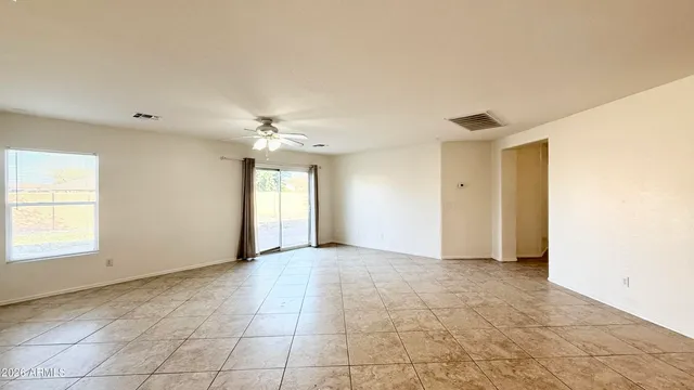 $2,750 | 28072 North Limestone Lane, San Tan Valley, AZ 85143