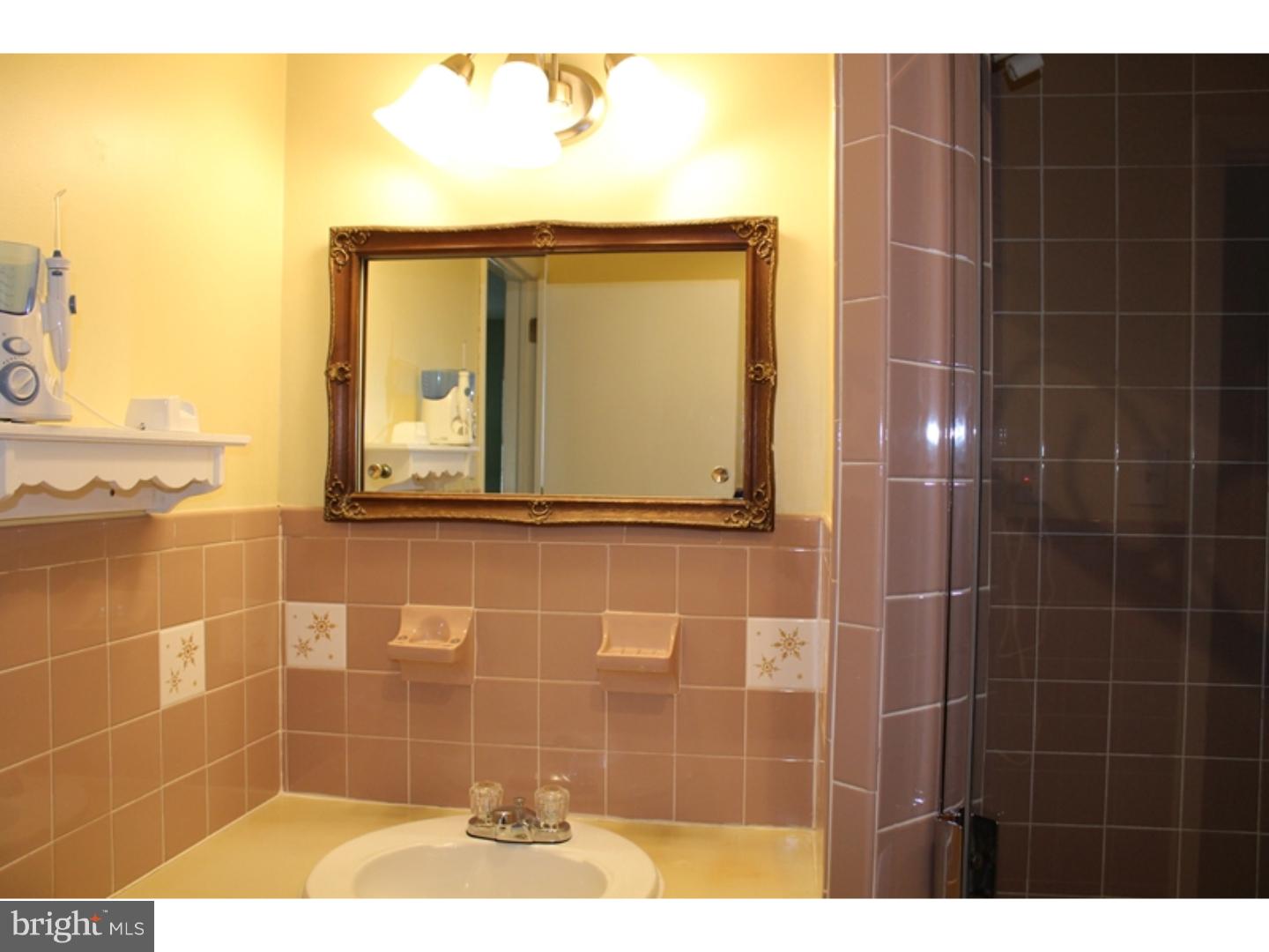 613 Davis Road Cheltenham, PA 19012 - Photo 14 of 25 Bathroom