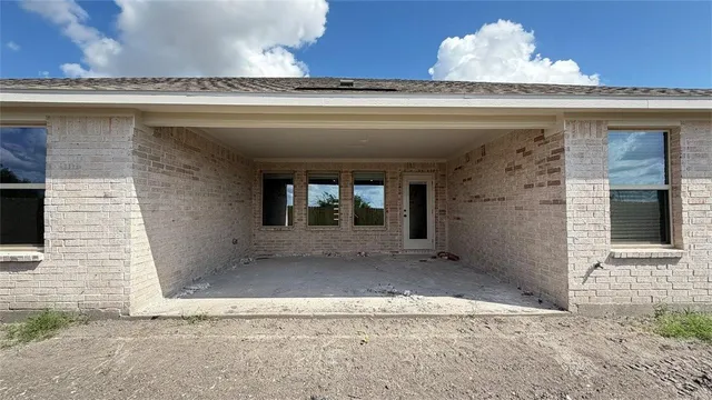 $461,665 | 3545 Sahar Lake Drive, Robstown, TX 78380