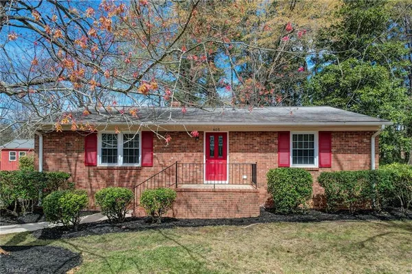 $239,900 | 805 Claymore Court, Reidsville, NC 27320