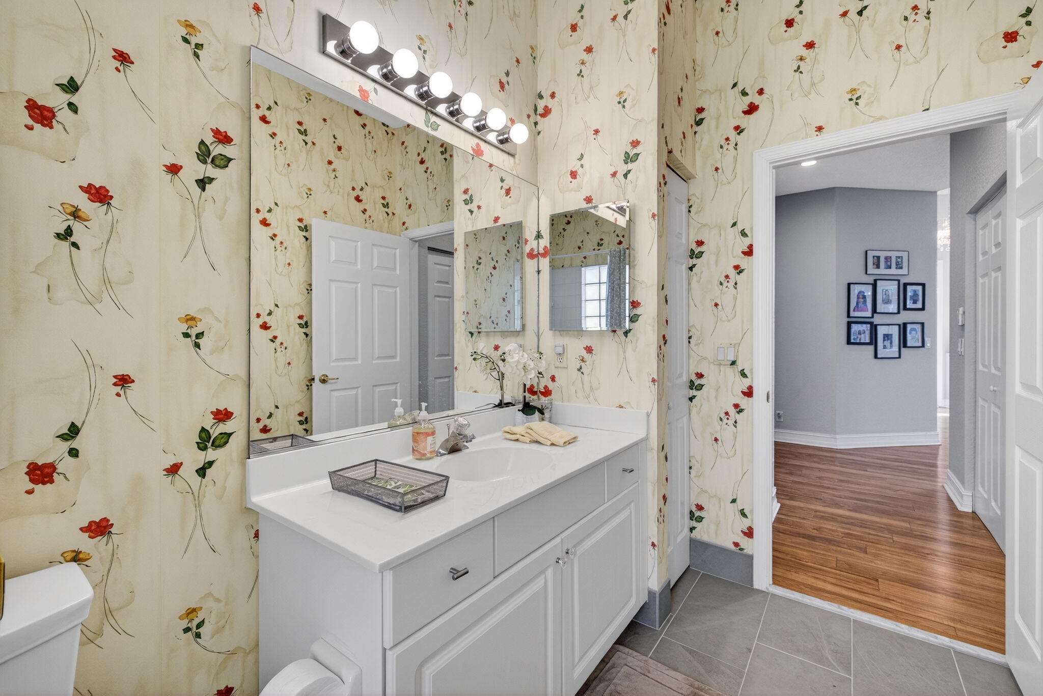 7669 Rockford Road Boynton Beach, FL 33472 - Photo 29 of 73 29-web-or-mls-3W7A8685