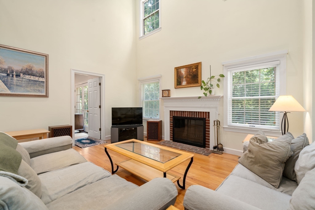 38 Upwey Road Wellesley, MA 02481 - Photo 9 of 40