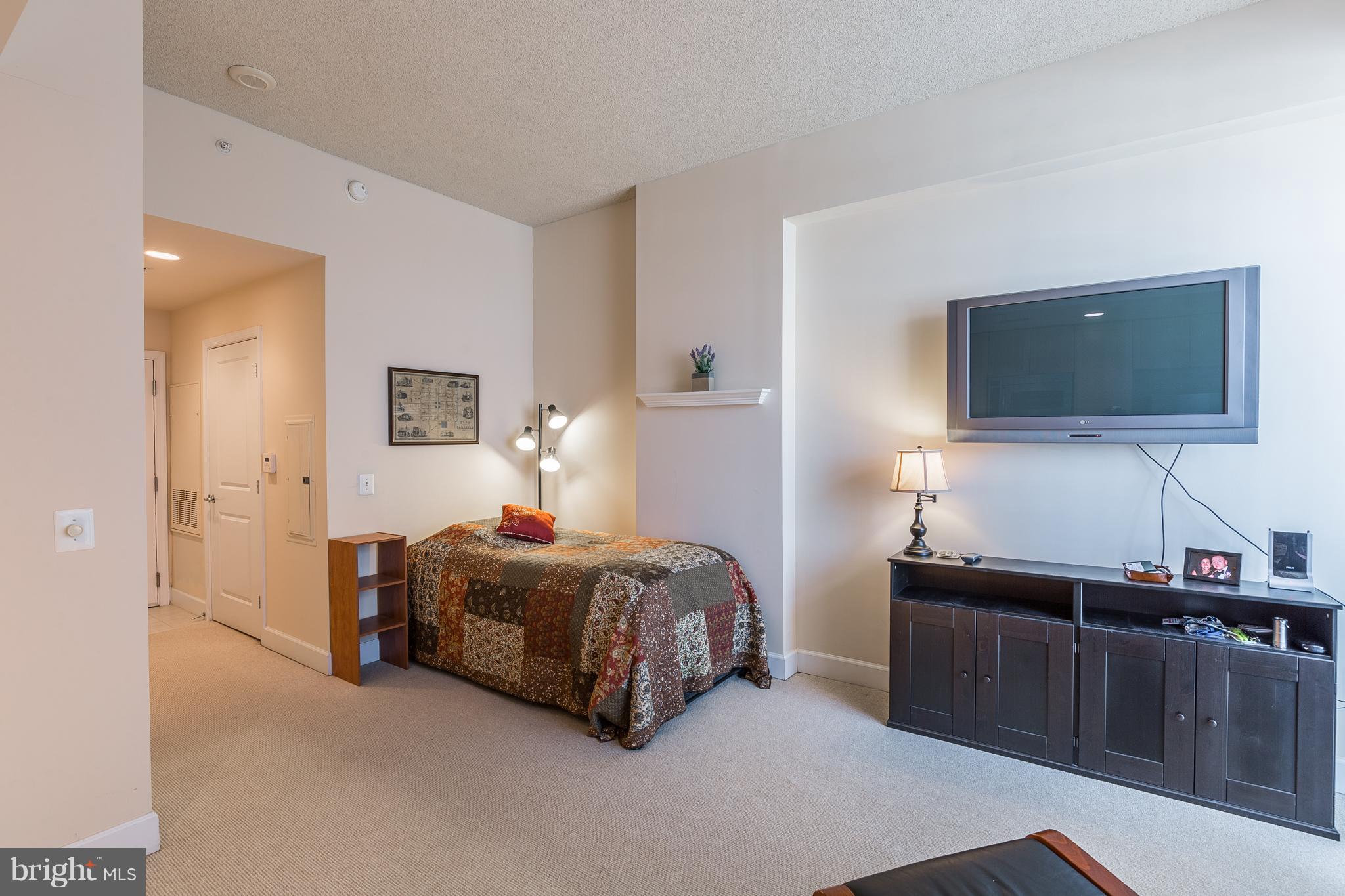 3600 South Glebe Road, Unit 602W Arlington, VA 22202 - Photo 6 of 30 Interior (General)