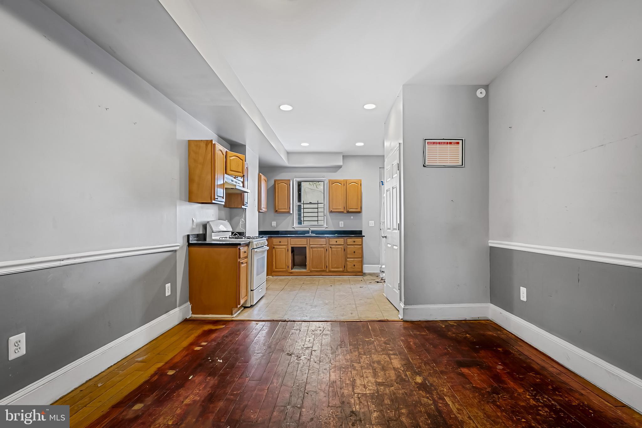 1806 East Lafayette Avenue Baltimore, MD 21213 - Photo 5 of 20