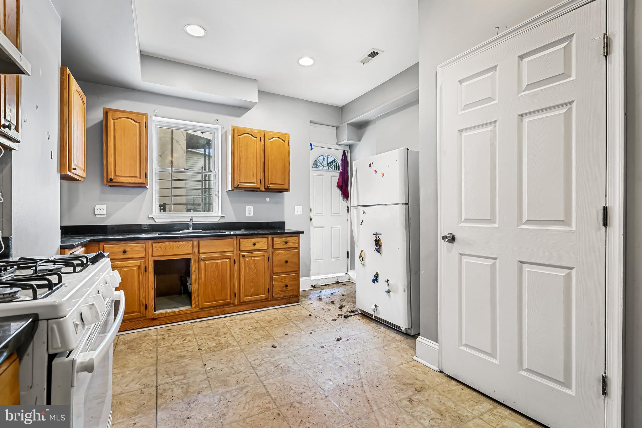 1806 East Lafayette Avenue Baltimore, MD 21213 - Photo 7 of 20