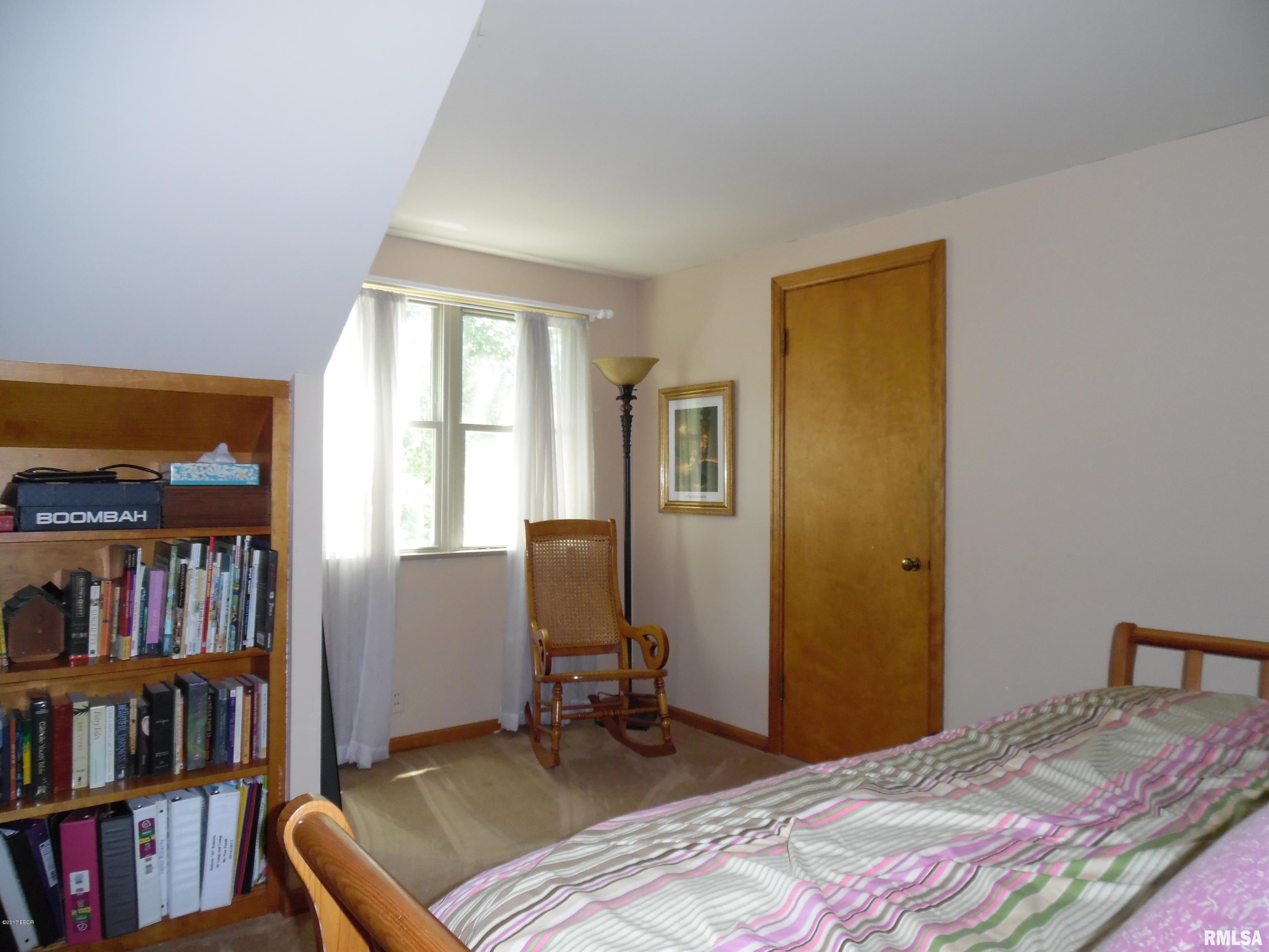 1822 East Richview Road Mount Vernon, IL 62864 - Photo 16 of 28 Gallery Image 16
