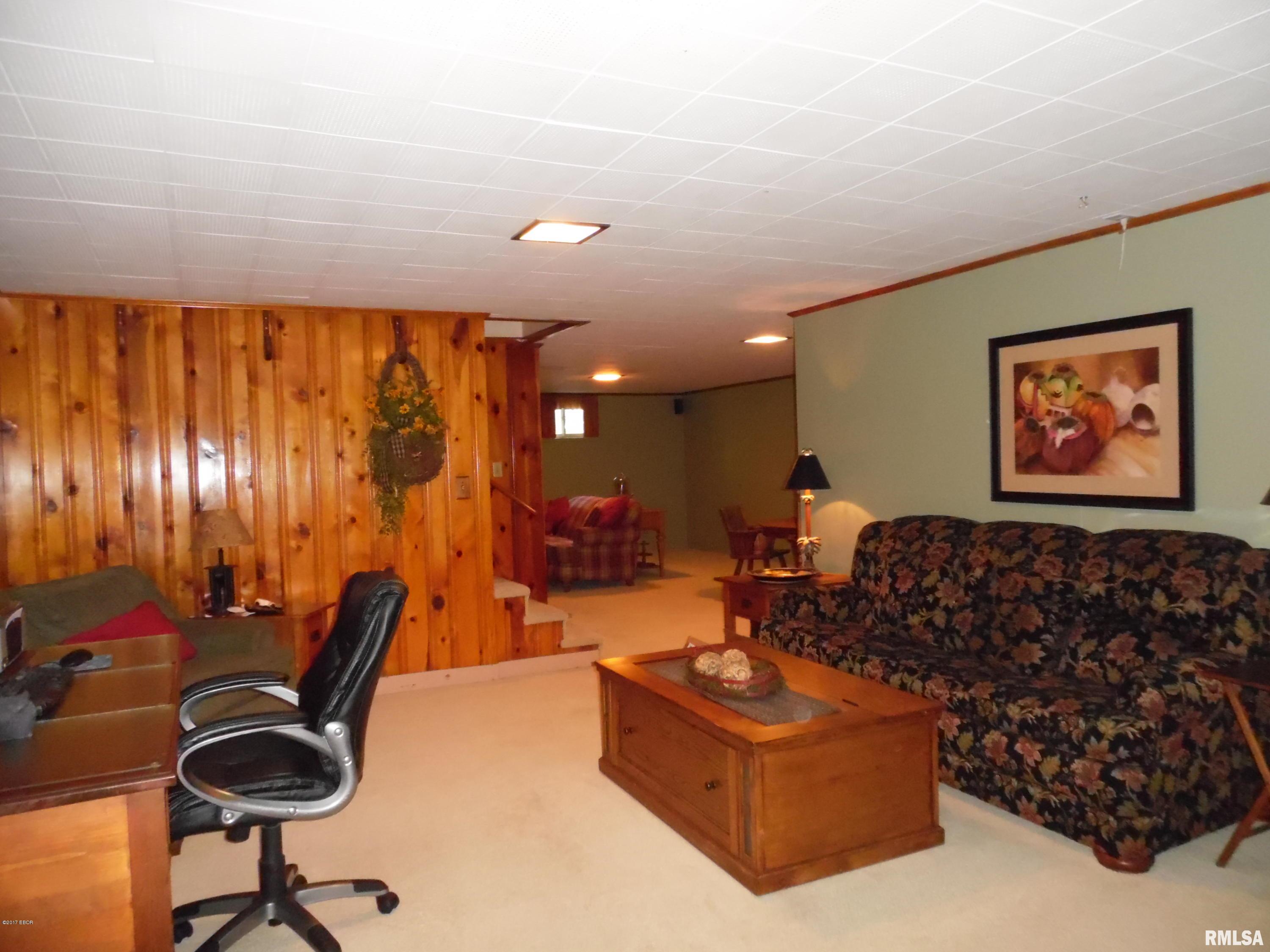 1822 East Richview Road Mount Vernon, IL 62864 - Photo 20 of 28 Gallery Image 20