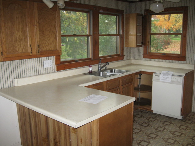 602 Mill Road Pembroke, VA 24136 - Photo 4 of 11 KITCHEN