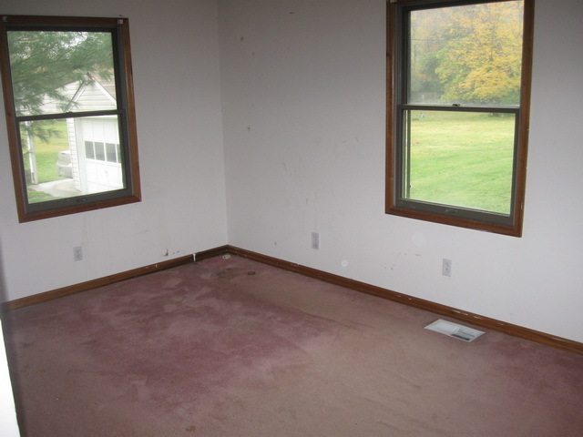 602 Mill Road Pembroke, VA 24136 - Photo 6 of 11 BEDROOM