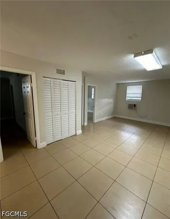 $1,600 | 2535 Parkway Street, Fort Myers, FL 33901