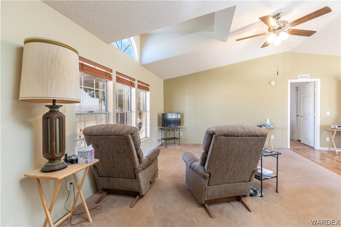 2161 Egar Road Golden Valley, AZ 86413 - Photo 9 of 41