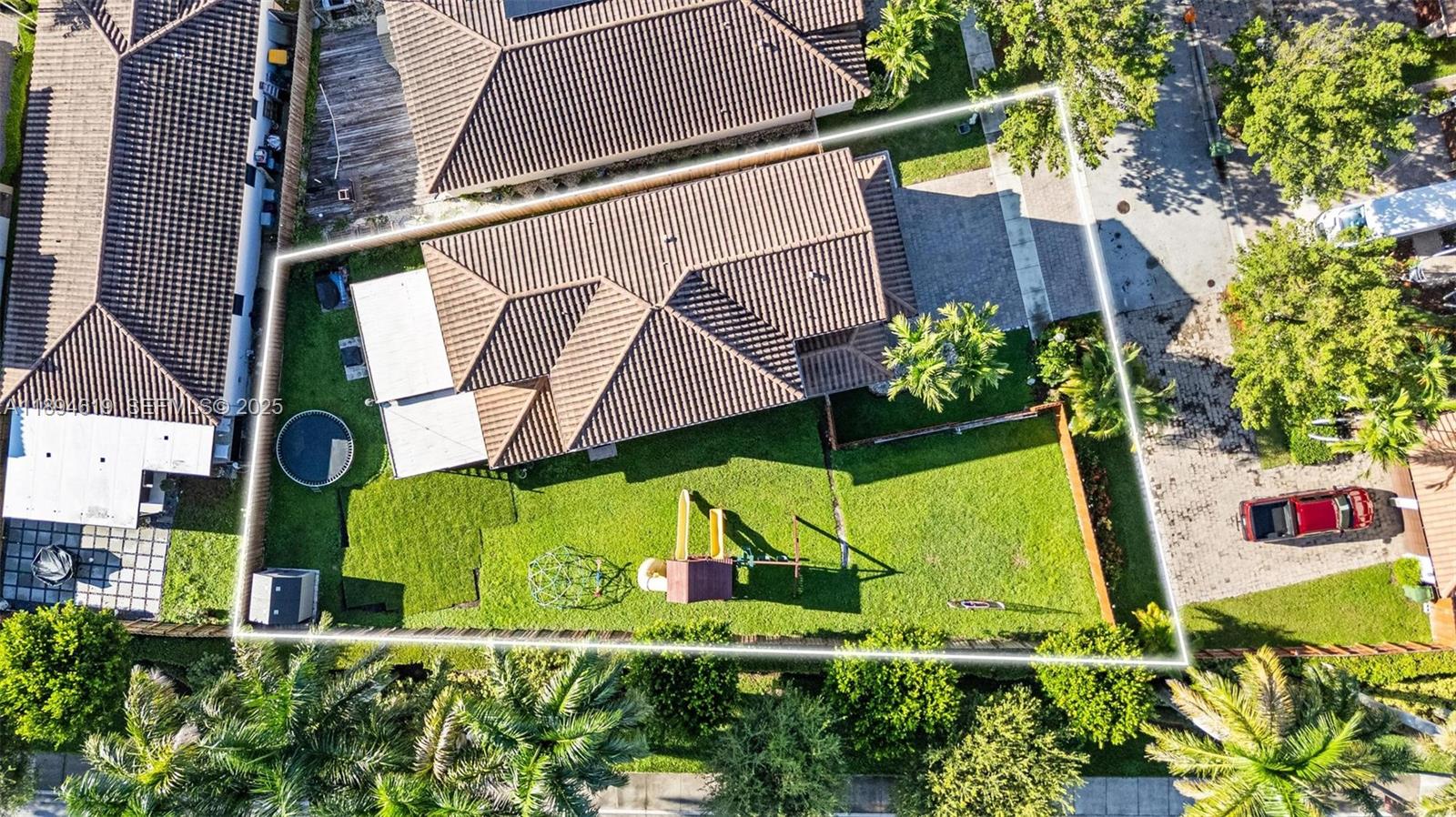 415 Southeast 34th Terrace Homestead, FL 33033 - Photo 52 of 60 an aerial view of a house