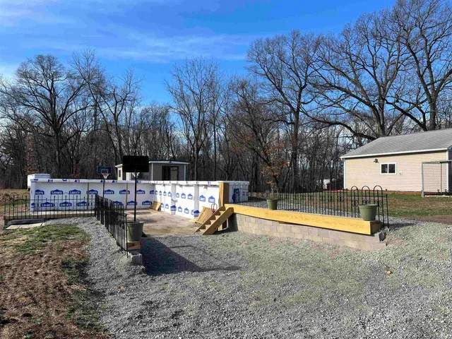 $450,000 | 410 Westcreek Drive, Warsaw, IN 46580