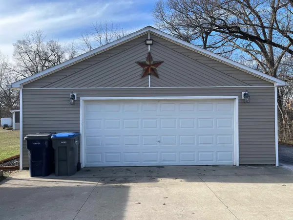 $390,000 | 410 Westcreek Drive, Warsaw, IN 46580
