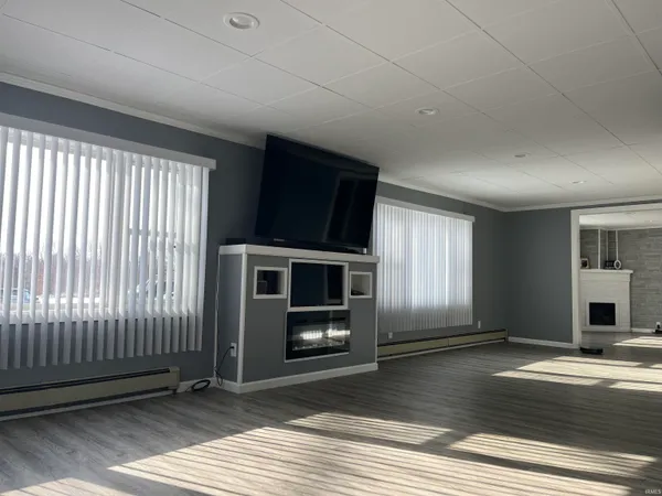 $390,000 | 410 Westcreek Drive, Warsaw, IN 46580