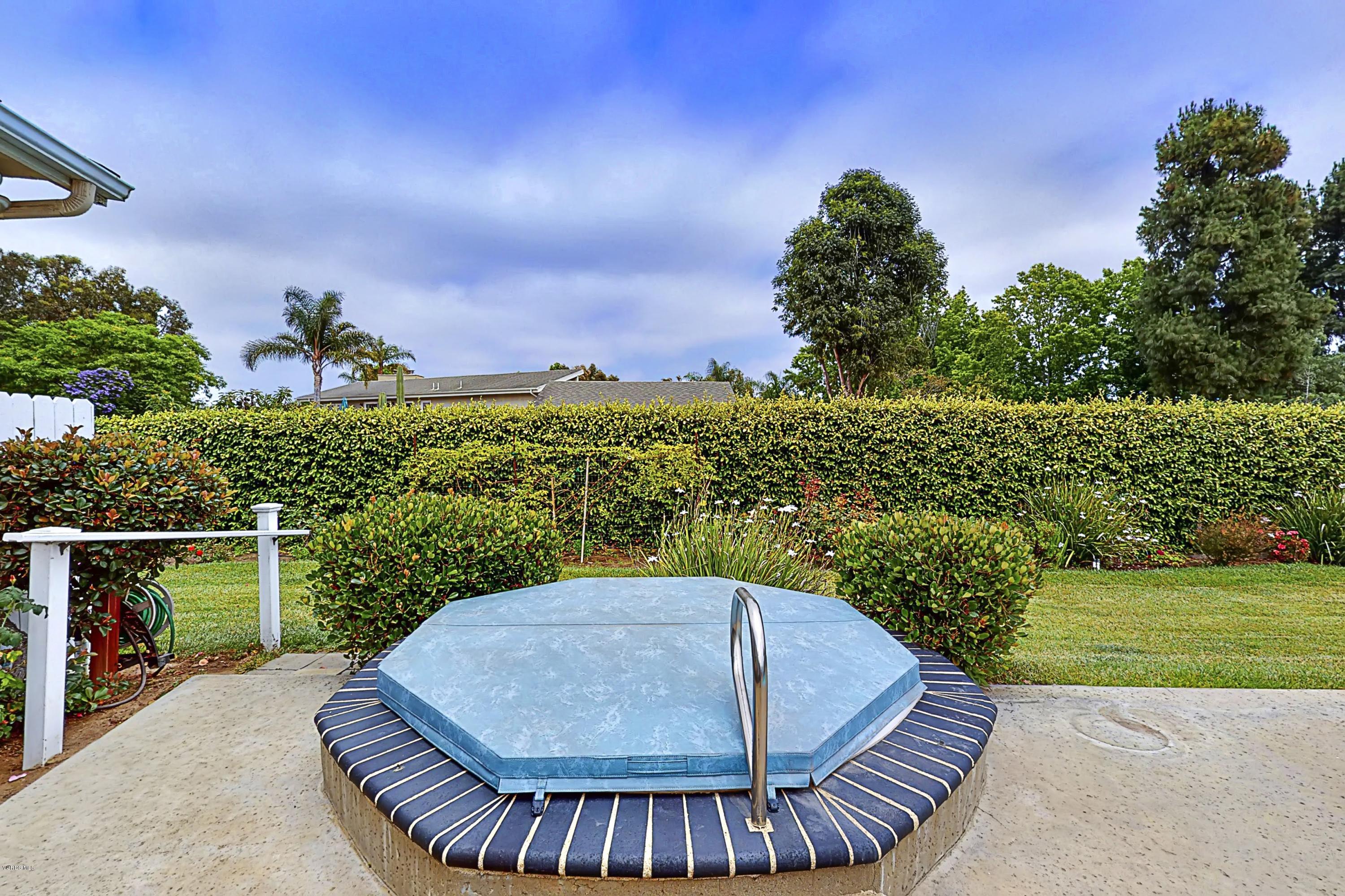 679 Crestview Avenue Camarillo, CA 93010 - Photo 24 of 38 679-Crestview-Ave-Camarillo-CA-93010-Uni