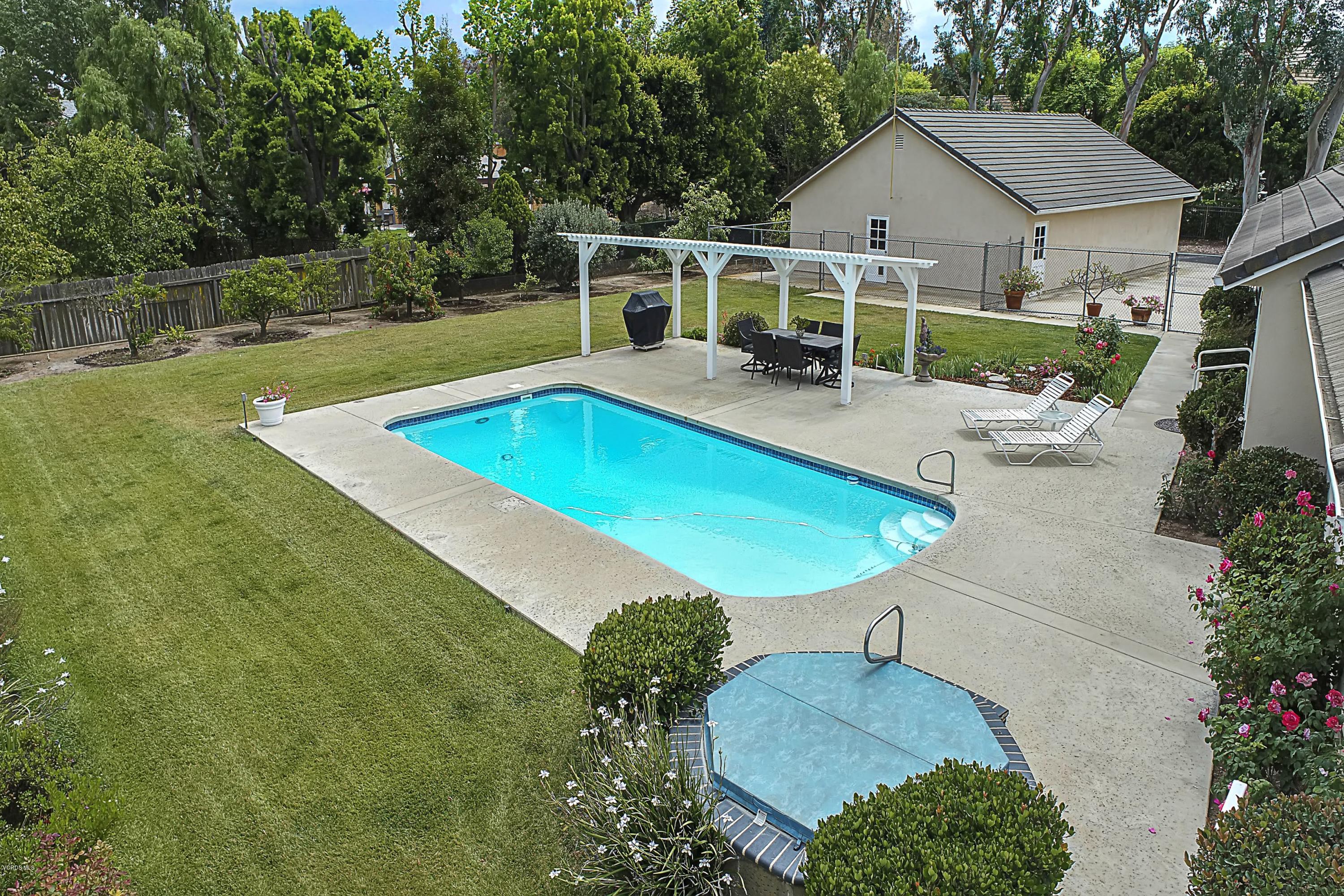 679 Crestview Avenue Camarillo, CA 93010 - Photo 34 of 38 DJI_0453