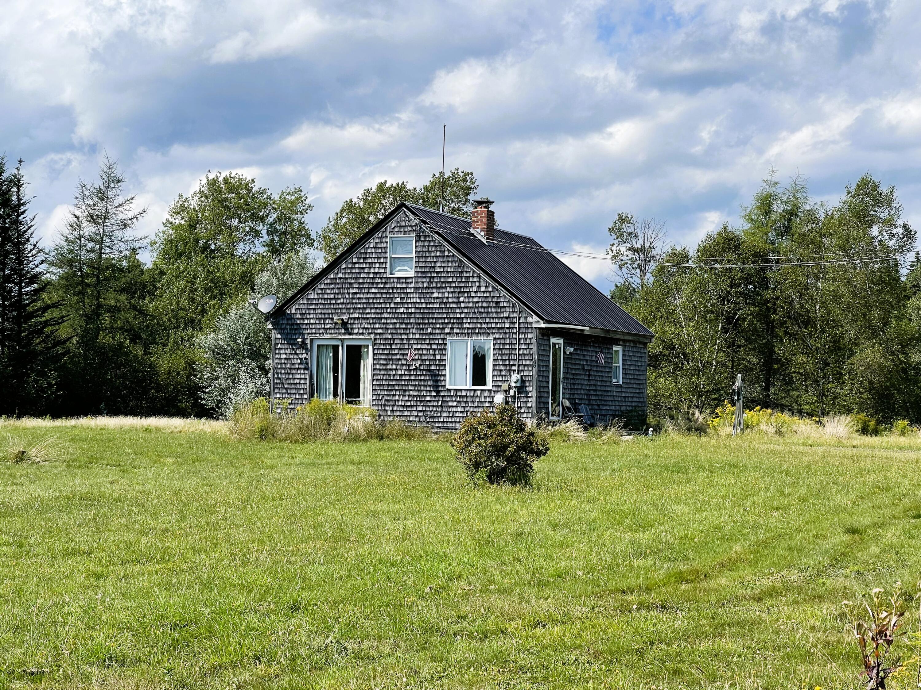 30 Cross Road Machias, ME 04654 - Photo 1 of 27 30 CROSS HOUSE 2