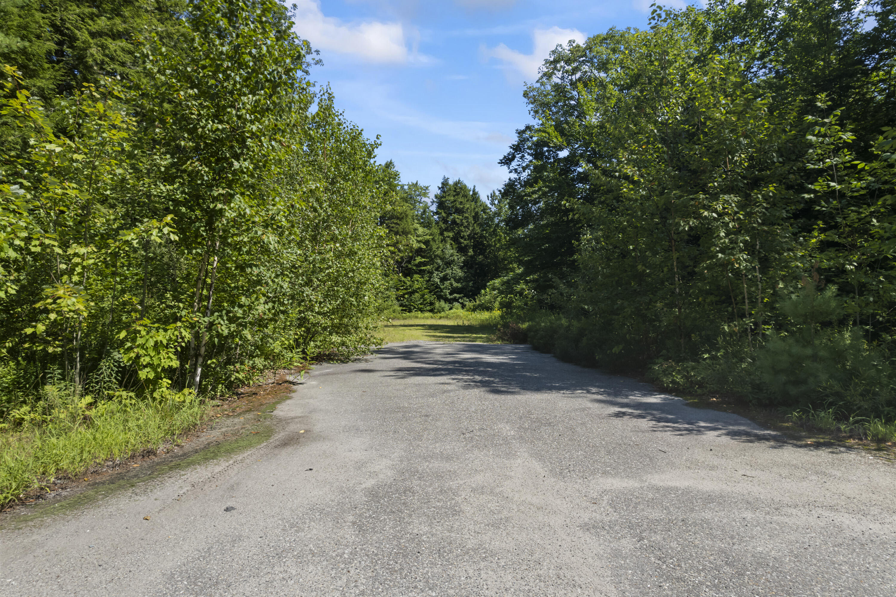 571 Lewiston Road Topsham, ME 04086 - Photo 10 of 11 571 Lewiston Rd_114