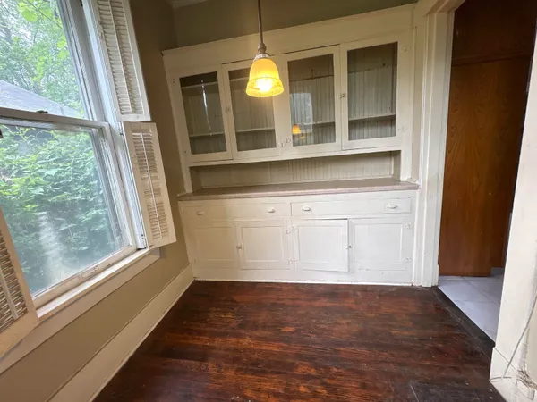$149,900 | 1229 Faxon Avenue, Memphis, TN 38104