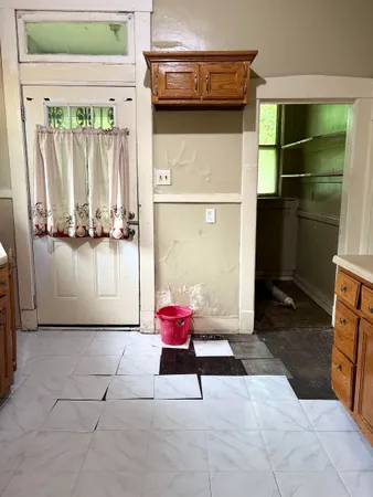 $149,900 | 1229 Faxon Avenue, Memphis, TN 38104