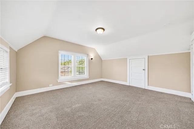 $749,950 | 2256 West 28th Street, Los Angeles, CA 90018