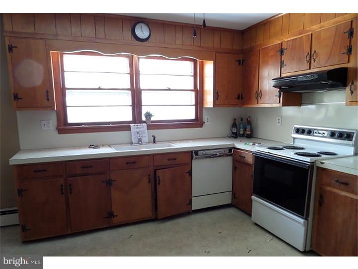 170 Annapolis Road Pennsville, NJ 08070 - Photo 6 of 11