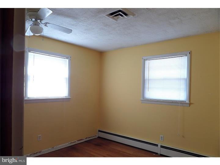 170 Annapolis Road Pennsville, NJ 08070 - Photo 7 of 11