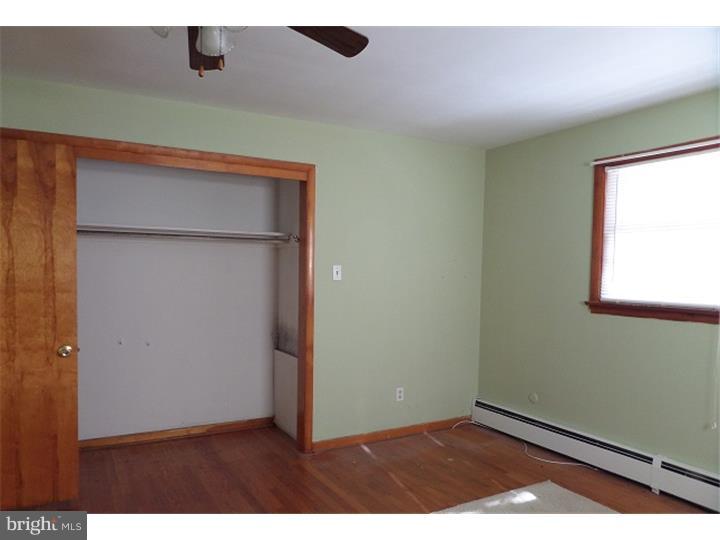 170 Annapolis Road Pennsville, NJ 08070 - Photo 9 of 11