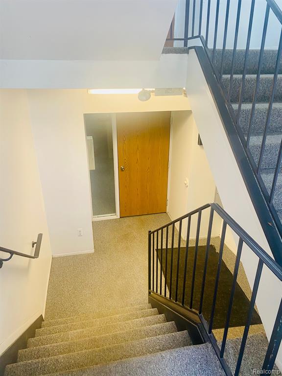 30535 West 14 Mile Road, Unit 1 Farmington, MI 48334 - Photo 4 of 33